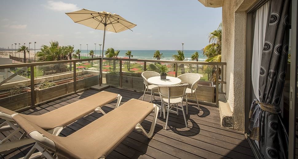 Palm Beach Hotel Akko | Royal Bedroom balcony